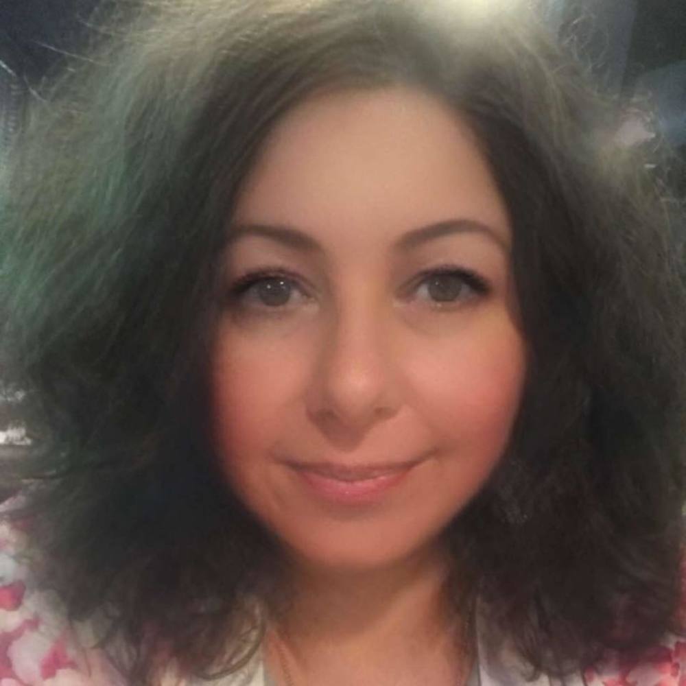 Meet your Posher, Abbe